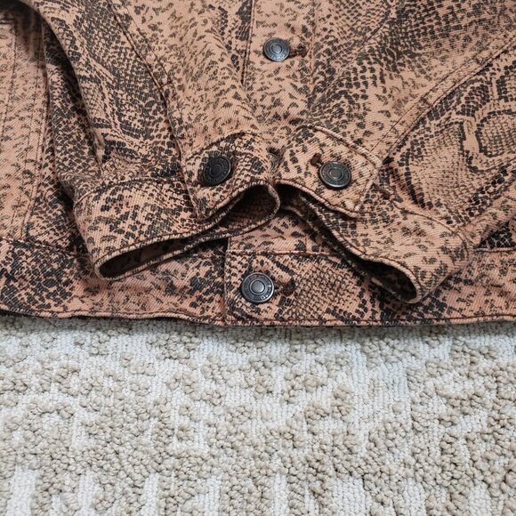 Free People Snake Print Trucker Jacket in Brown Cotton Ladies Size XS - Picture 7 of 11